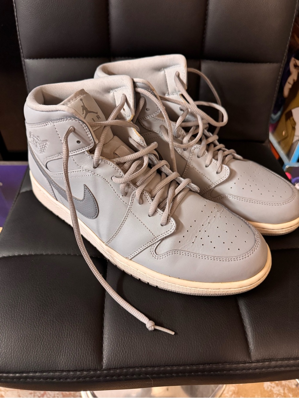 Nike Air Jordan Retro 1 Mid-Top Sneakers in Gray